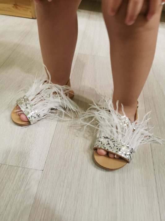 Σανδάλια παιδικά στολισμένα