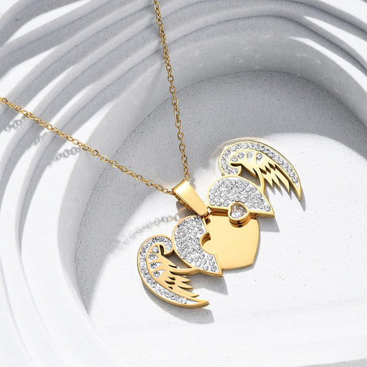 Ατσάλινο κολιέ καρδιά ανοιγόμενο με φτερά