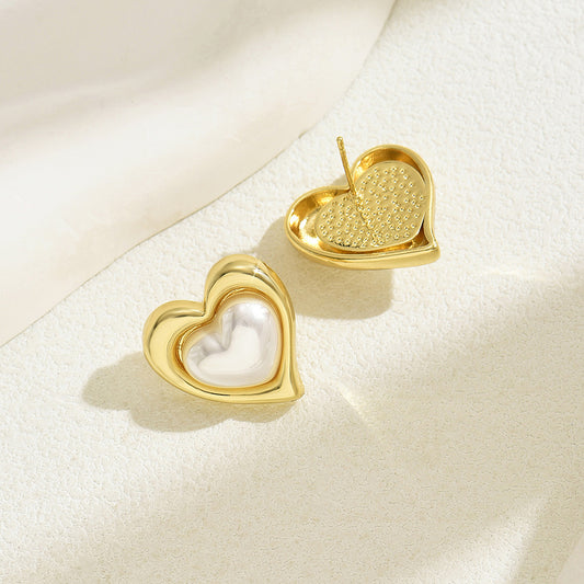 Καρφωτά ατσάλινα σκουλαρίκια καρδιά με πέρλα