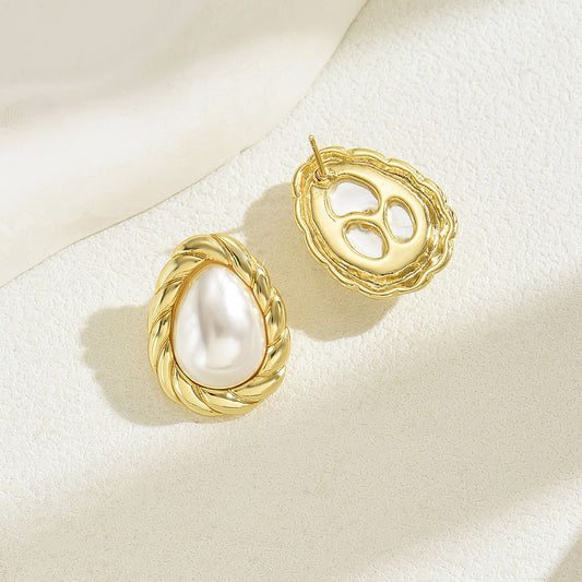 Καρφωτά ατσάλινα σκουλαρίκια σταγόνα με πέρλα