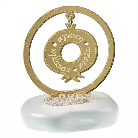 Κρεμαστό πλέξιγκλας ρόδι με ευχές σε βράχο