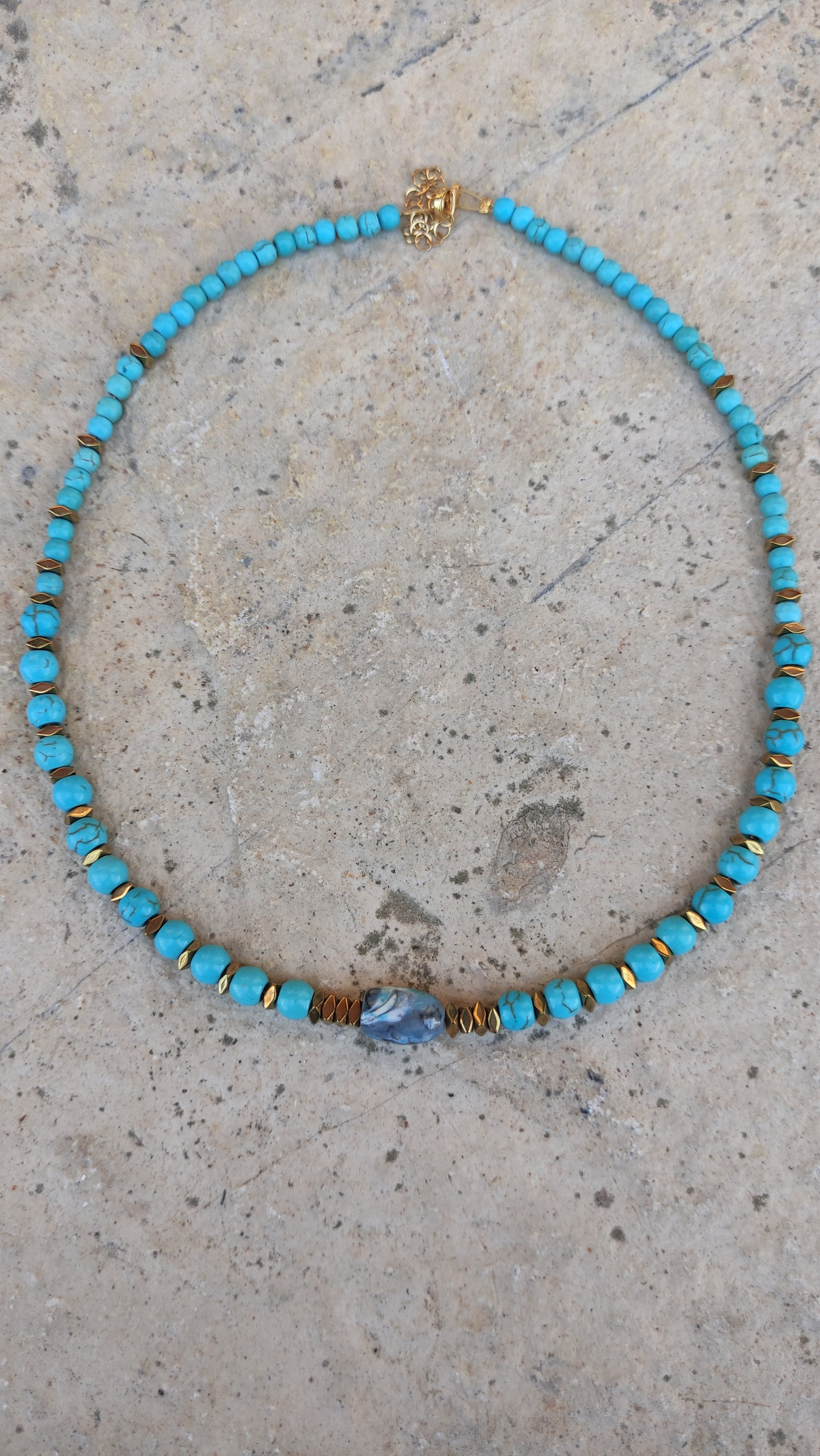 Κολιέ με τυρκουάζ και πέτρα αχάτη